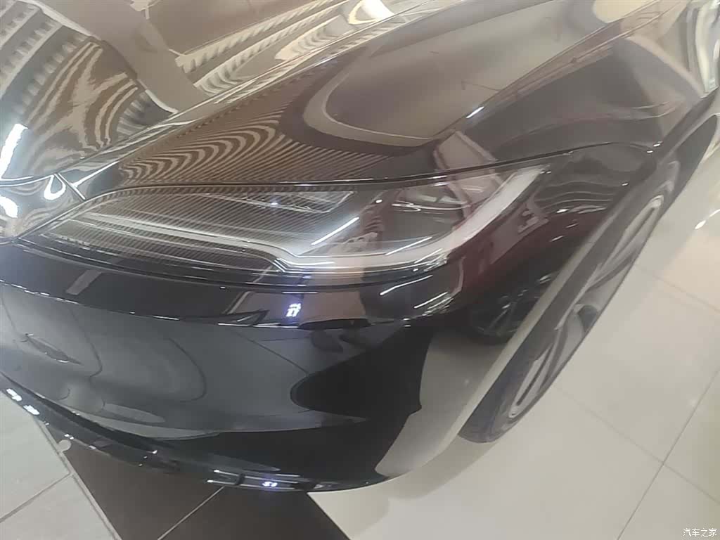 Tesla Model 3, 2025 24