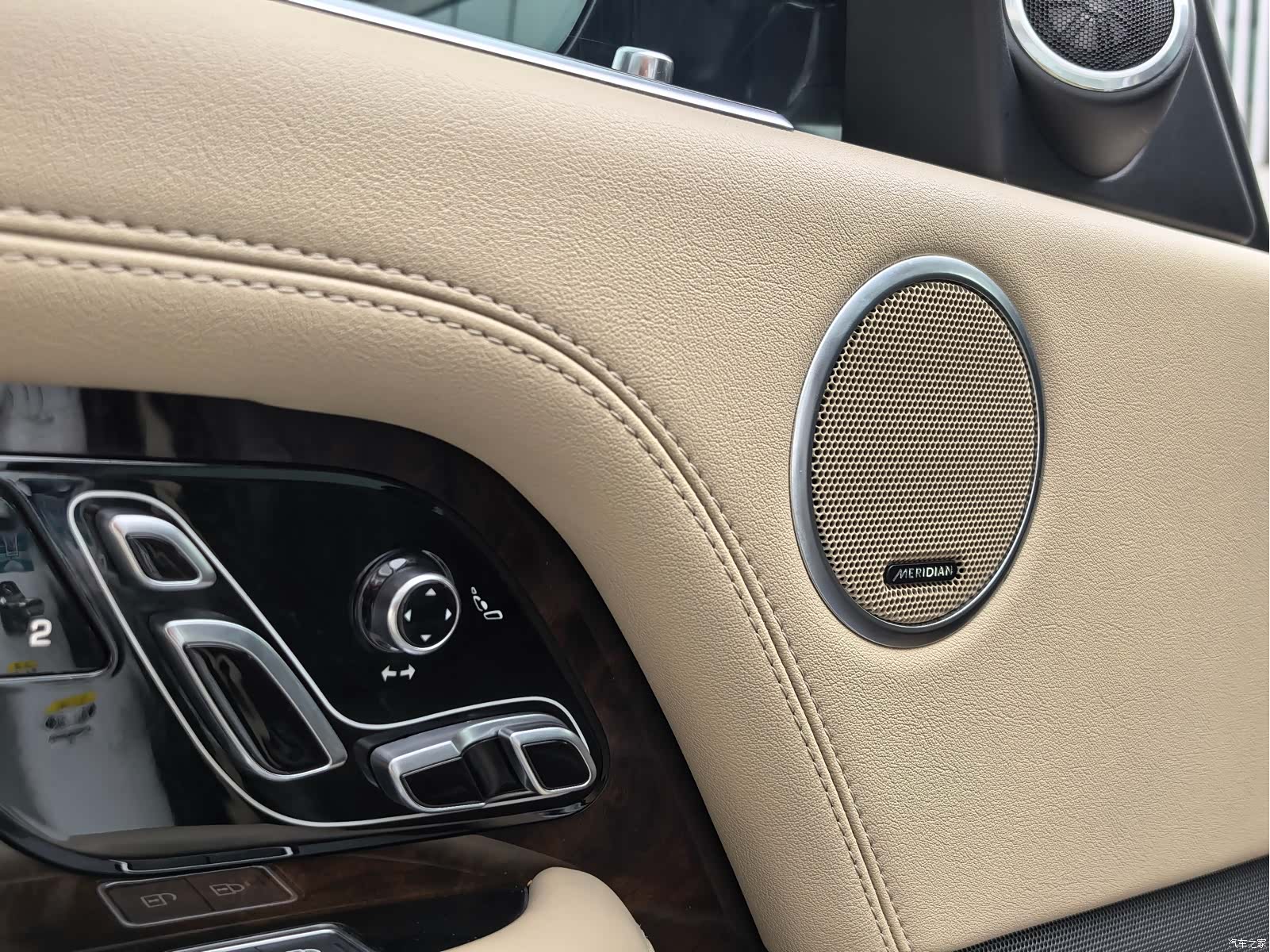 Land Rover Range Rover, 2022 11