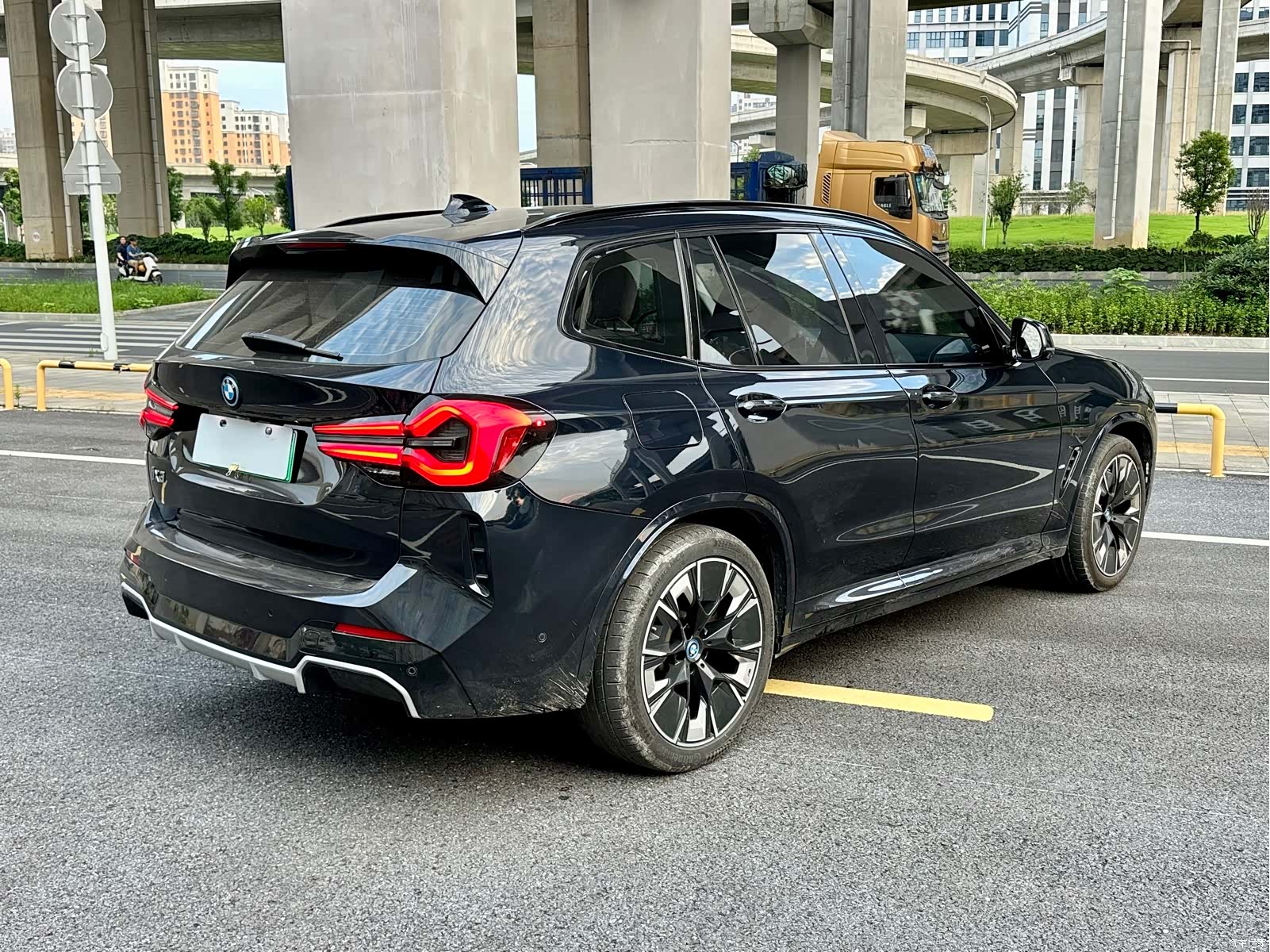 BMW iX3, 2023 17