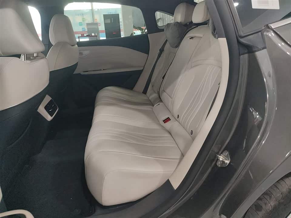 Geely Galaxy Galaxy E8