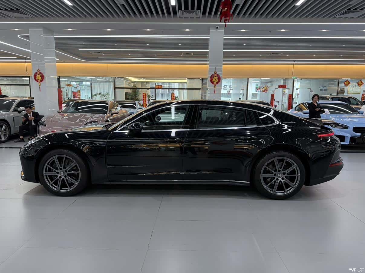 Porsche Panamera, 2026 7