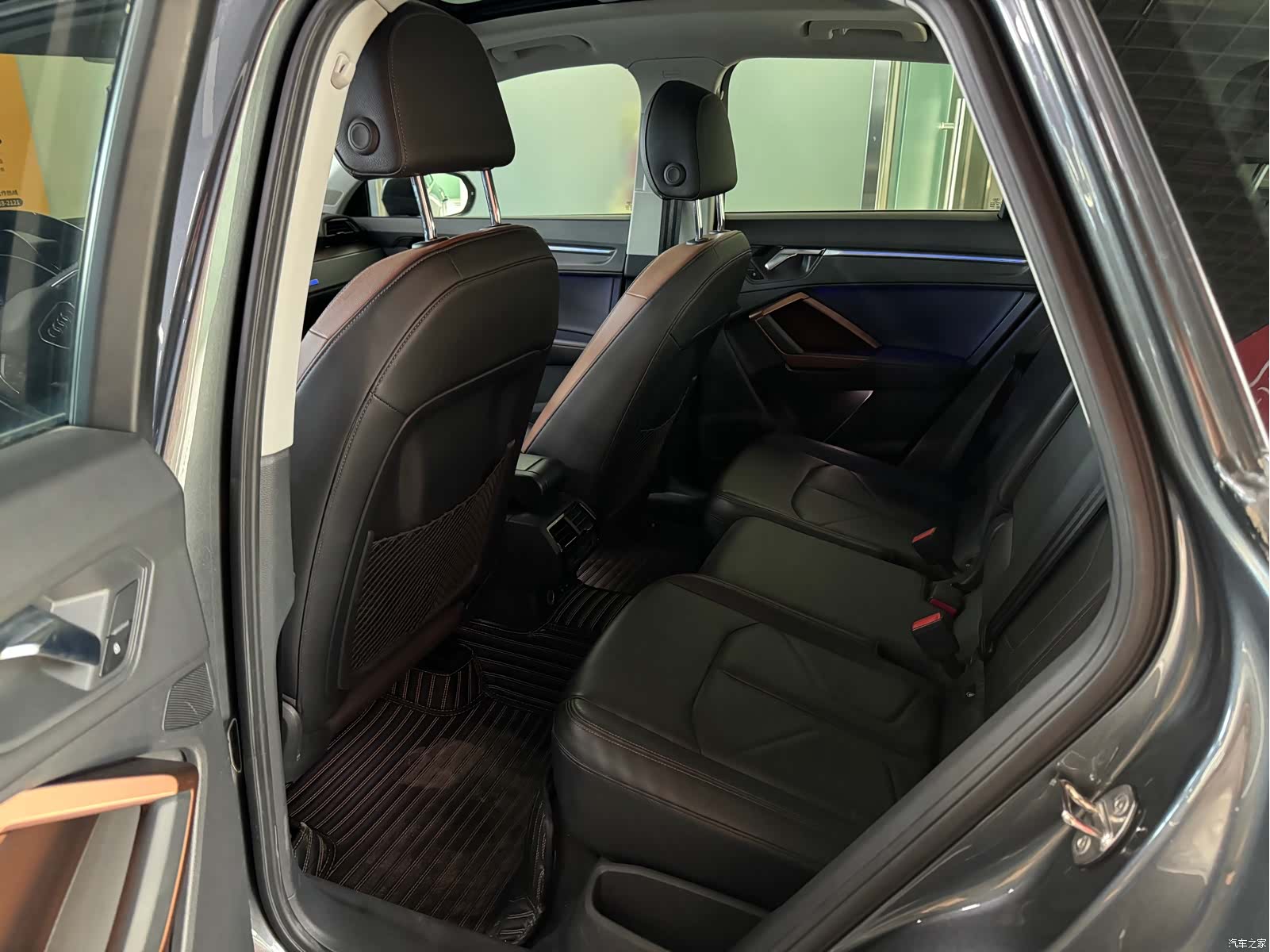 Audi Q3, 2020 все фото