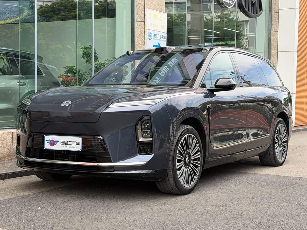NIO ES8 2026 мест Executive Luxury