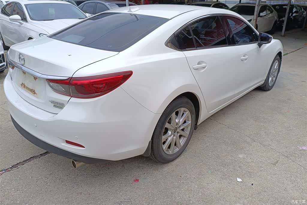 Mazda Atenza, 2017 3