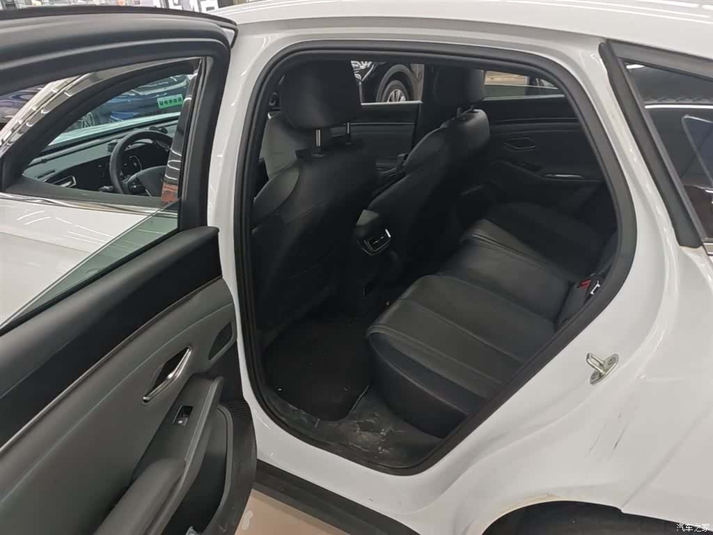 BYD Qin, 2025 17