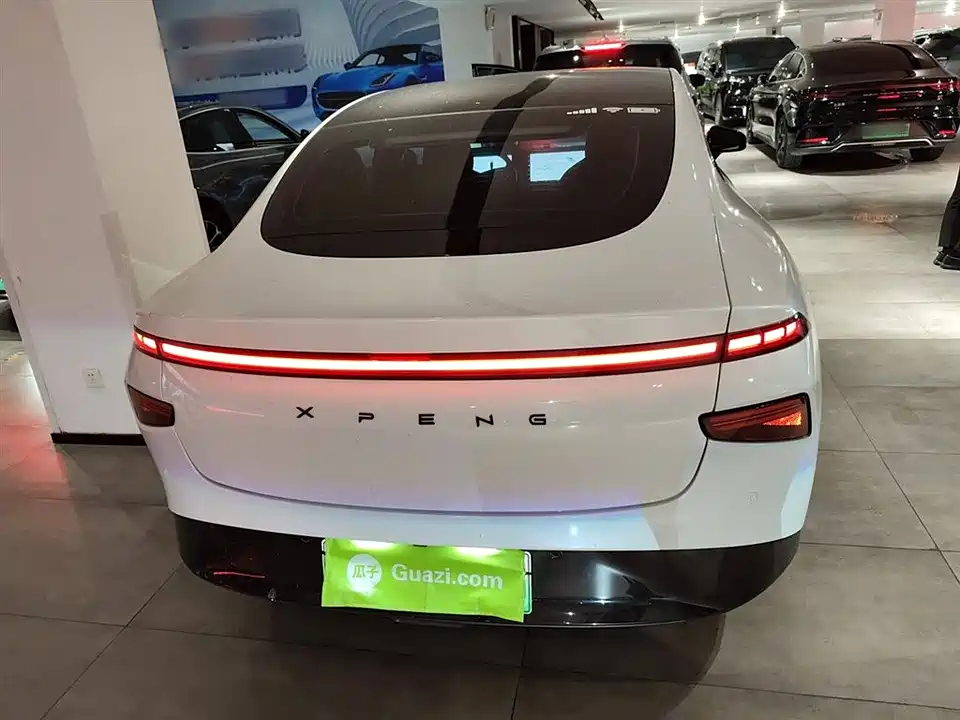 XPENG P7