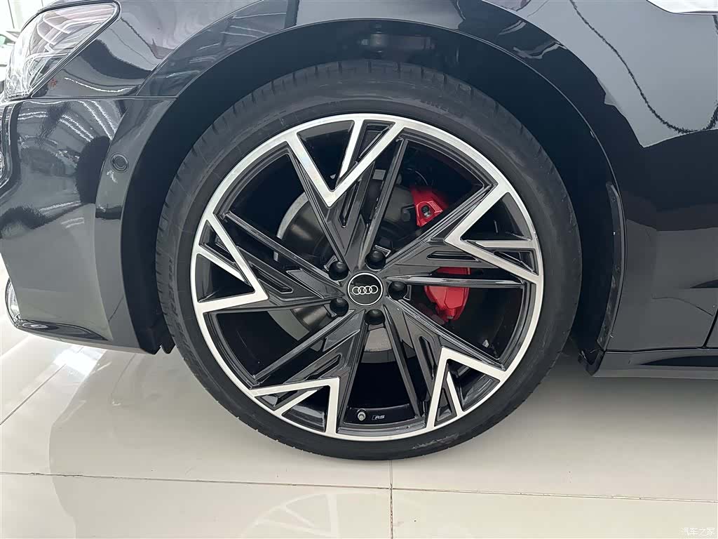 Audi A7L, 2025 все фото