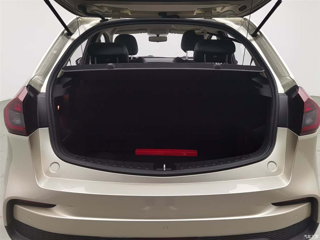 Geely X3, 2019 16