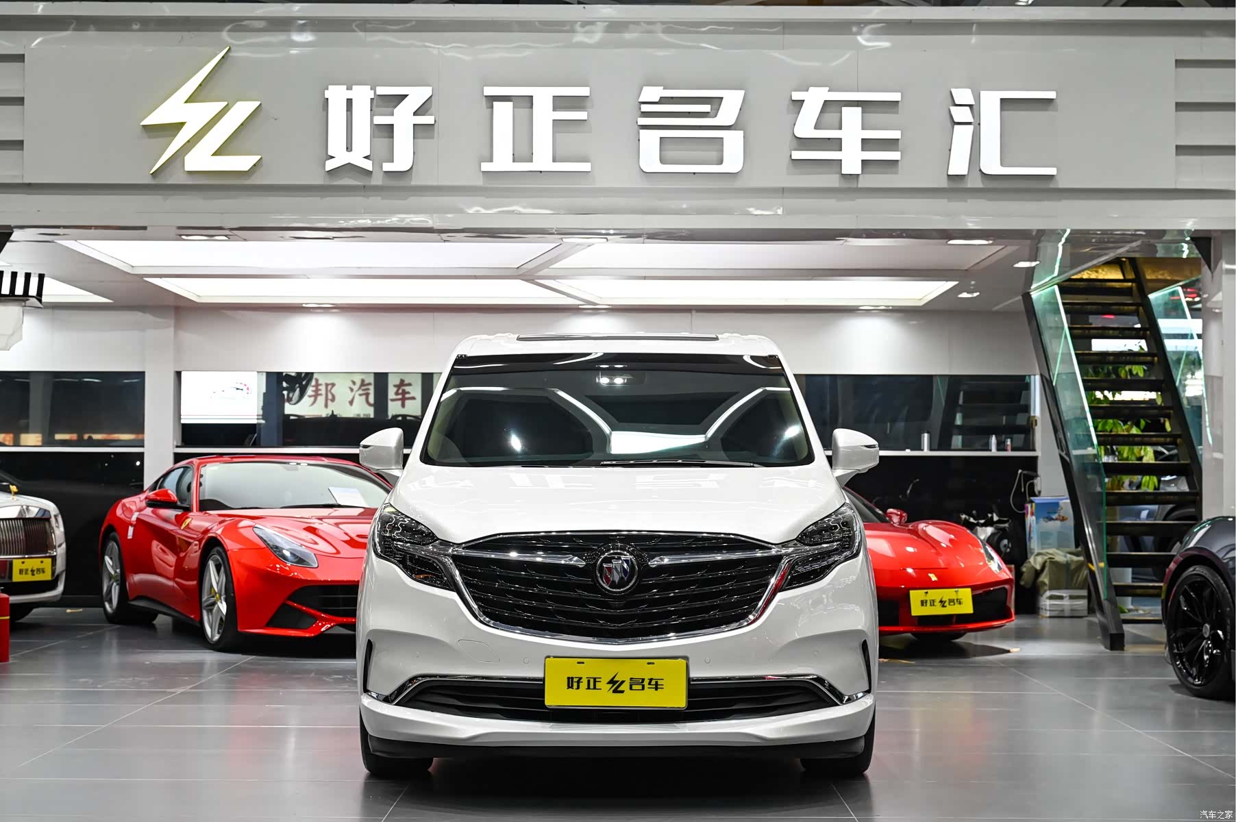 Buick GL8, 2020 3