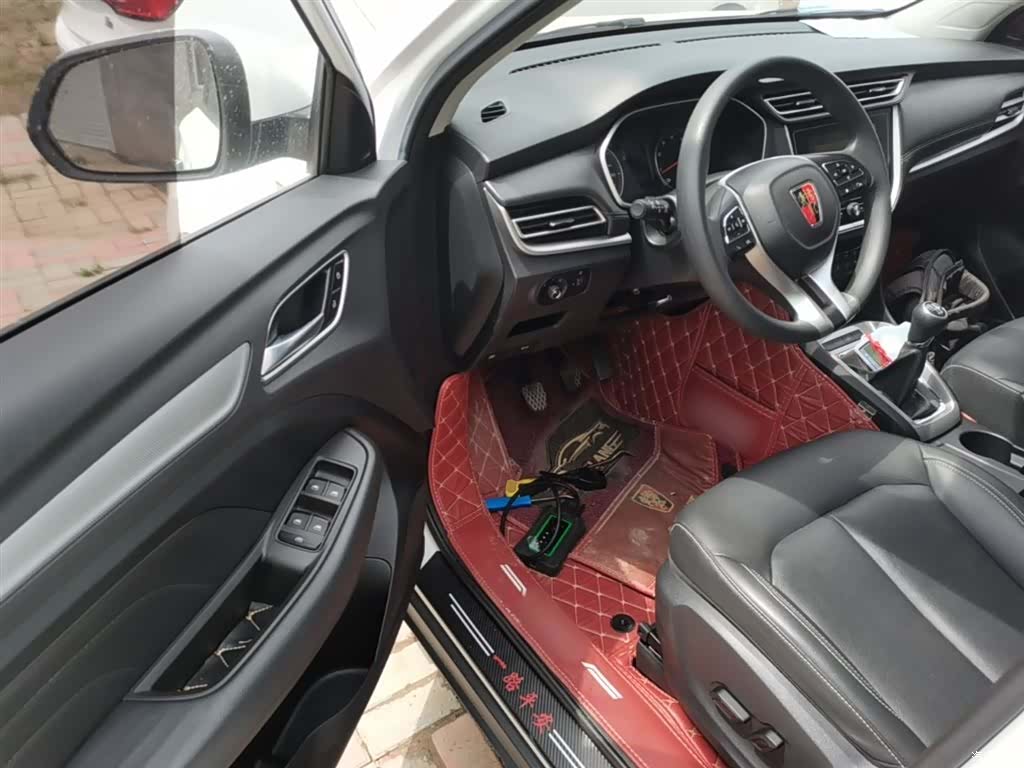 Roewe RX3, 2019 16