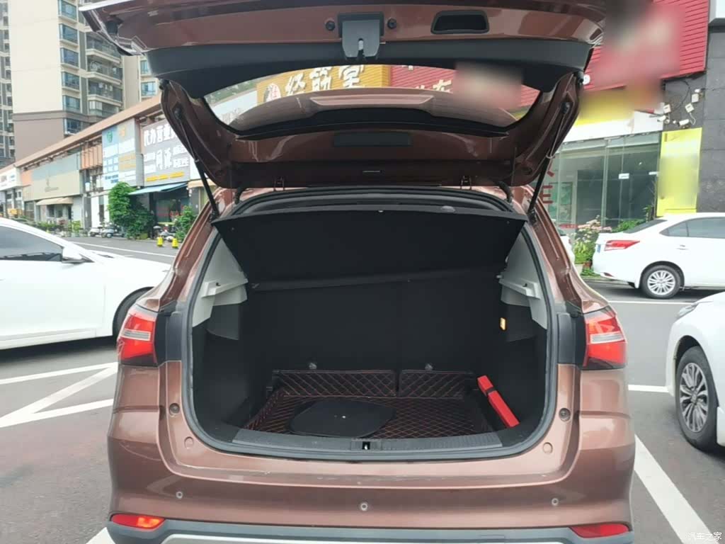 Roewe RX3, 2020 19