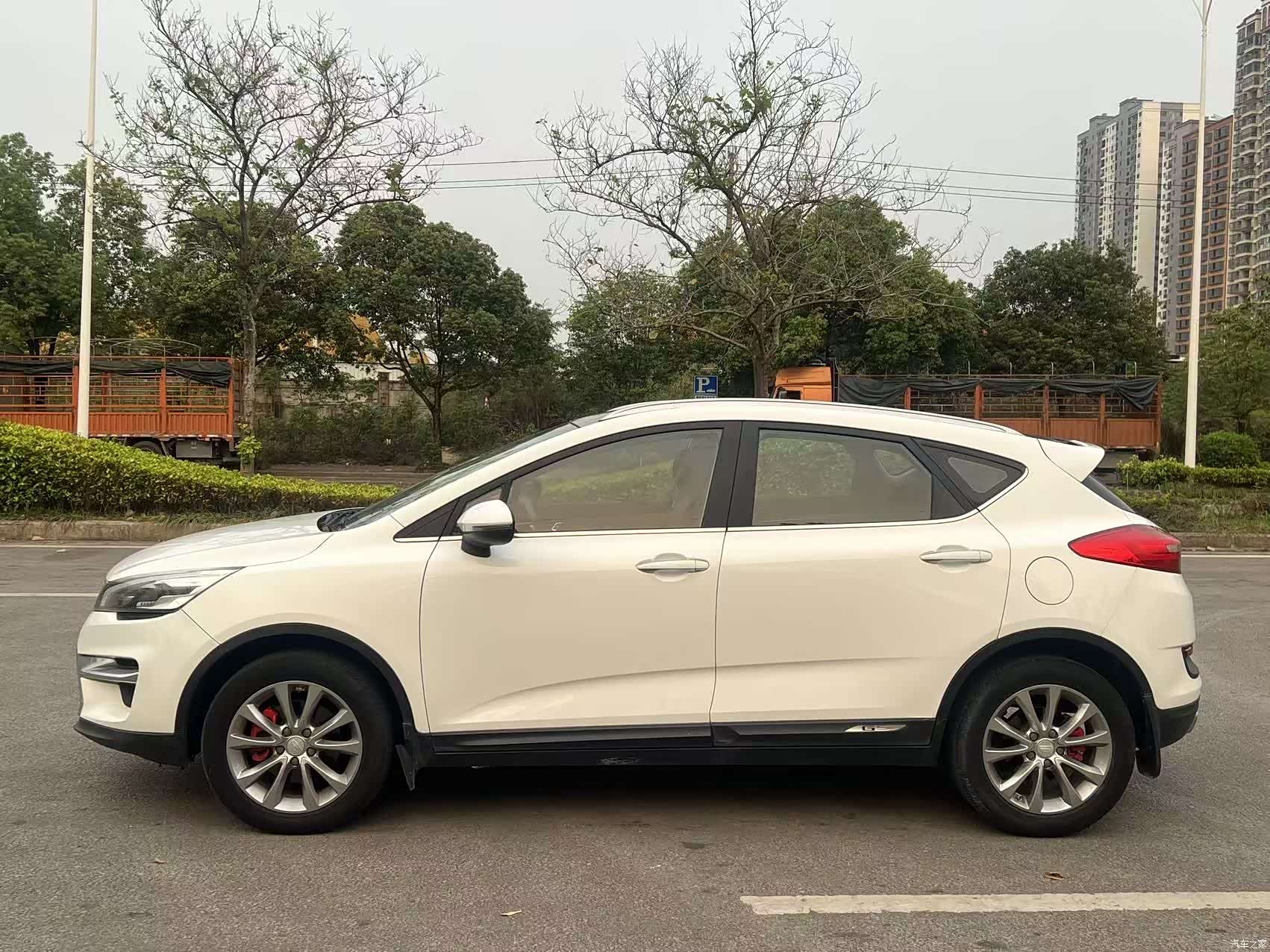 Geely Emgrand, 2019 4