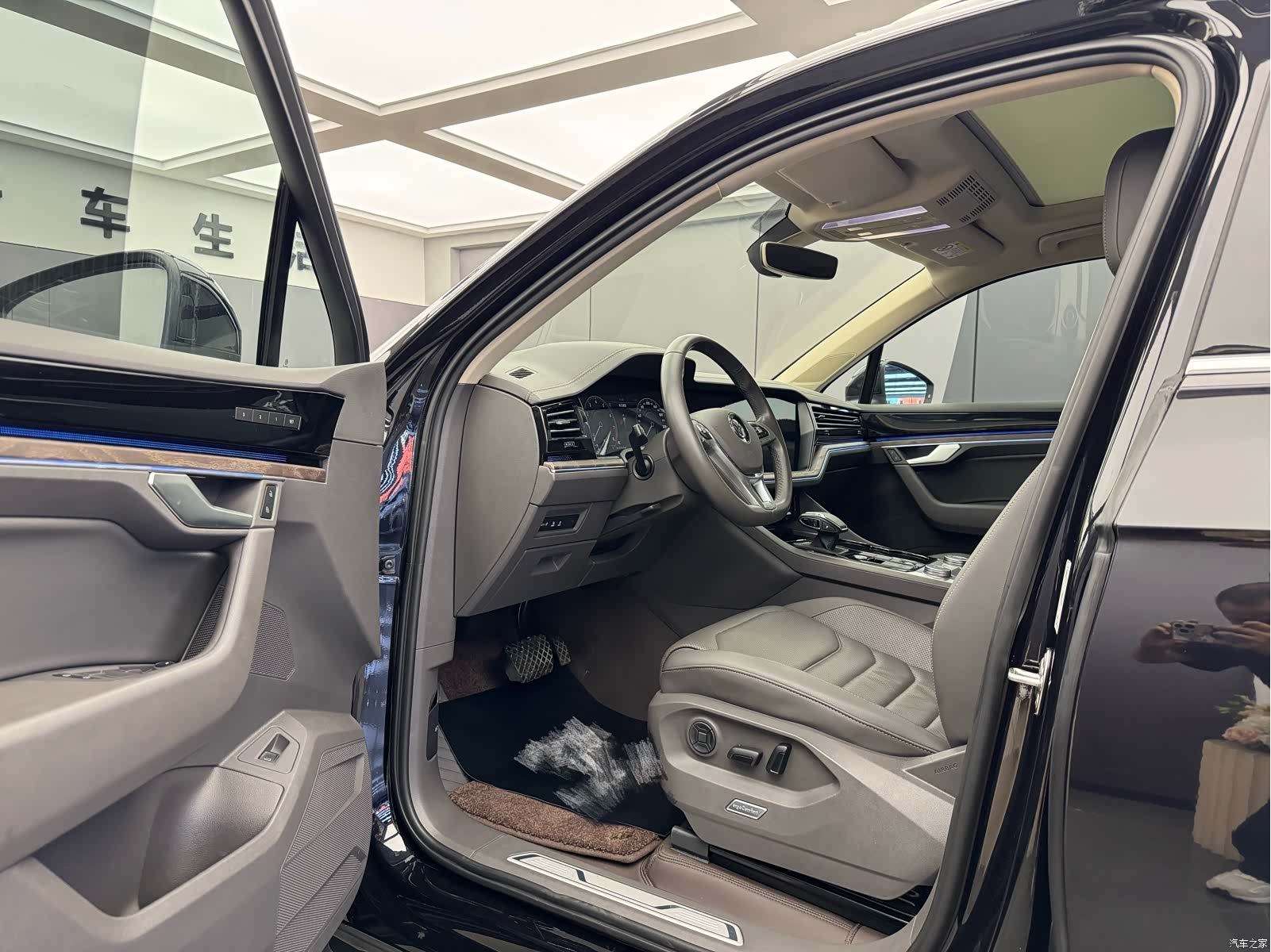 Volkswagen Touareg, 2019 4