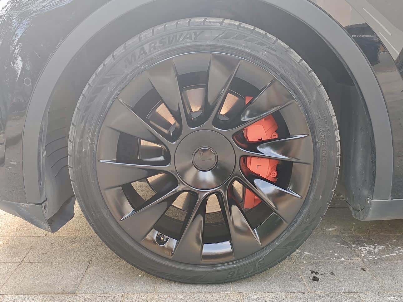 Tesla Model Y, 2022 19