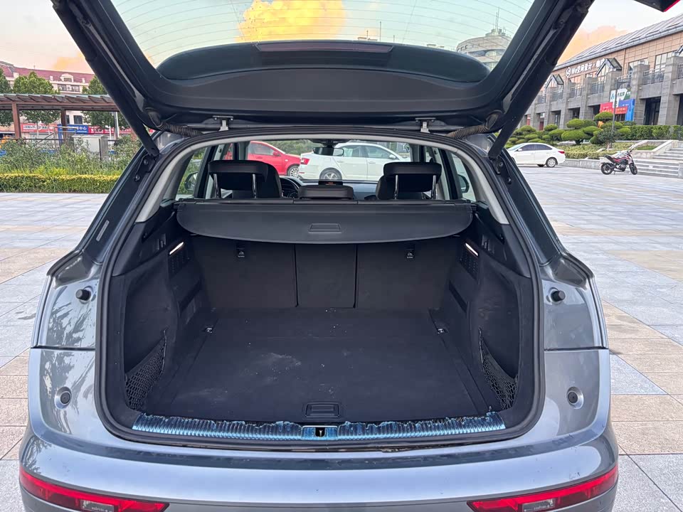 Audi Q5L Audi Q5L