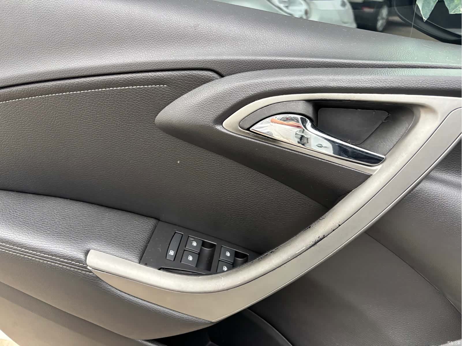 Buick XT, 2013 12