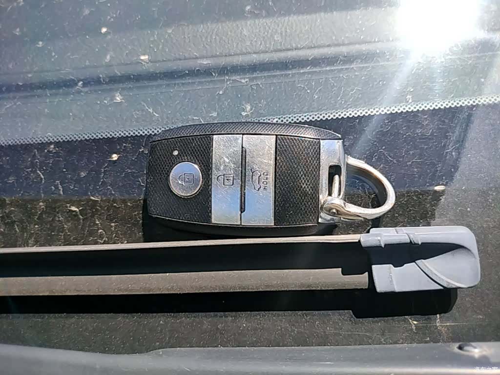 Kia KX3, 2017 9
