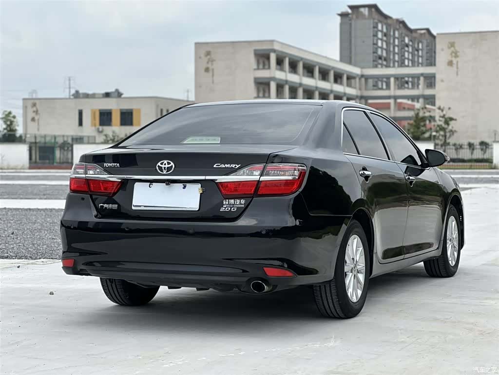 Toyota Camry, 2015 3