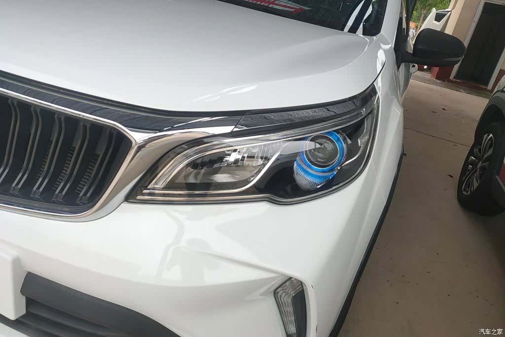 Geely X3, 2021 все фото