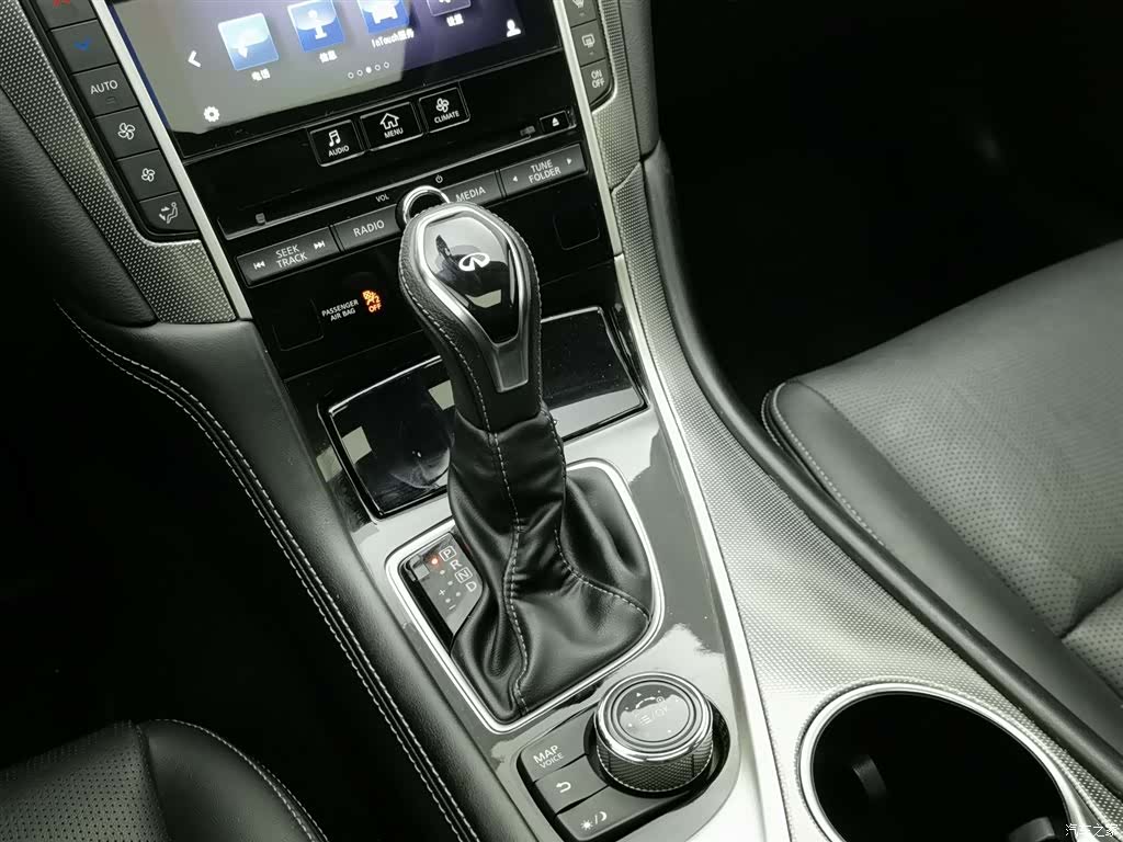 Infiniti Q50L, 2018 13