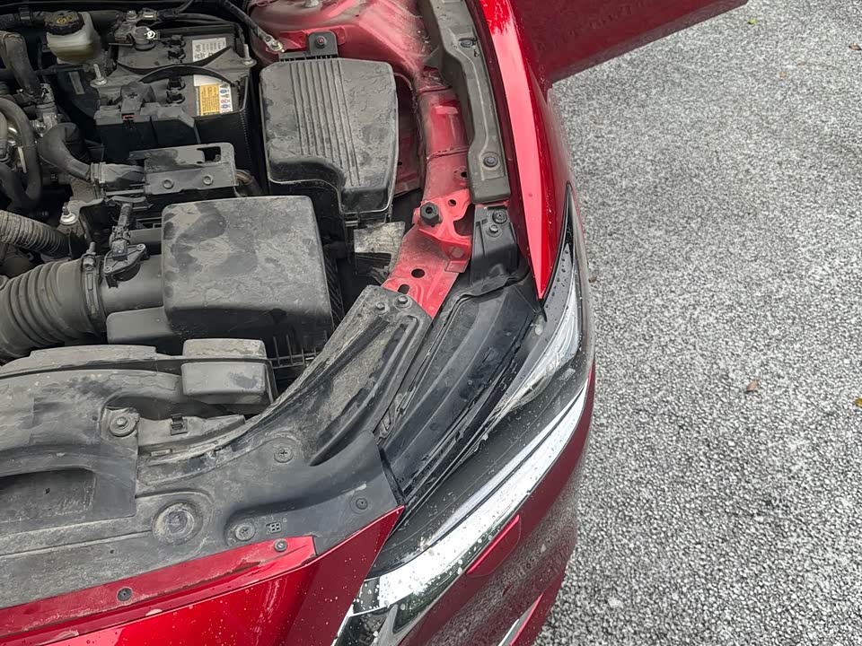 Mazda Atez