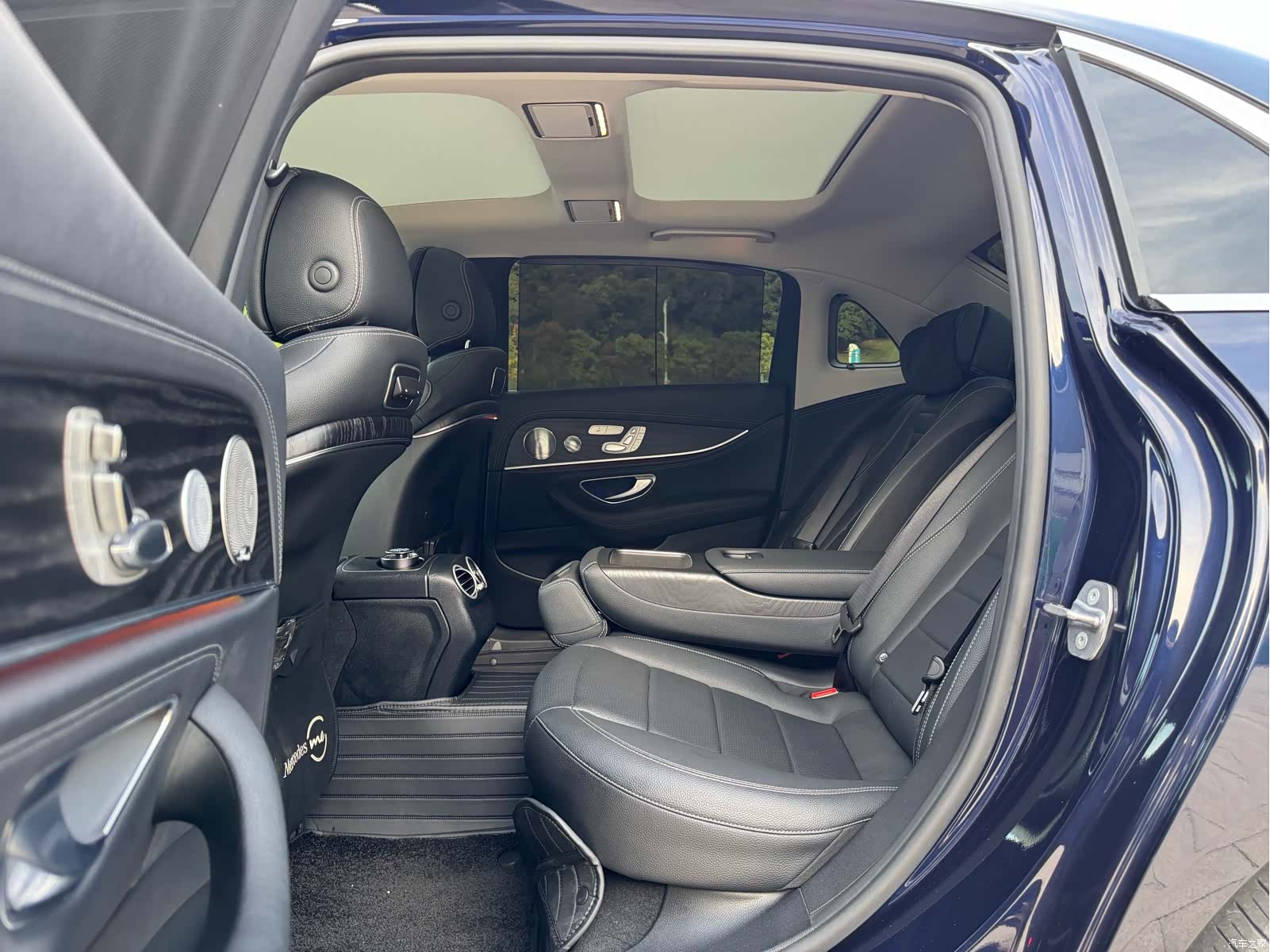 Mercedes-Benz E-Class, 2019 15