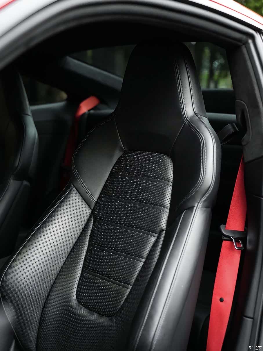 Porsche 911, 2023 13