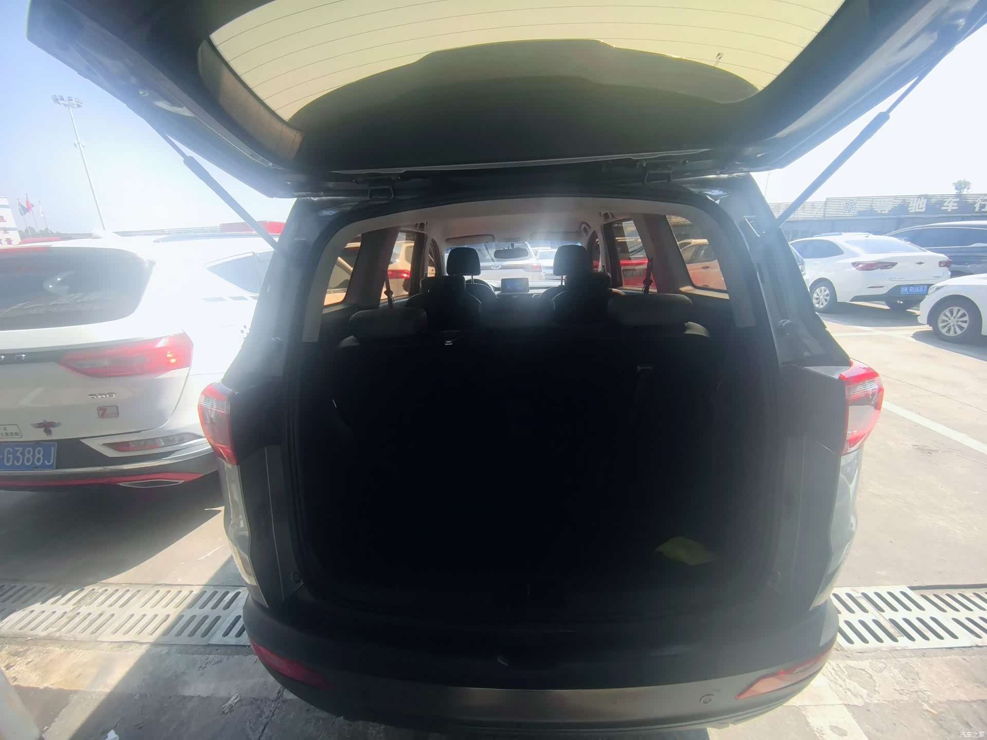Wuling Hongguang, 2018 23
