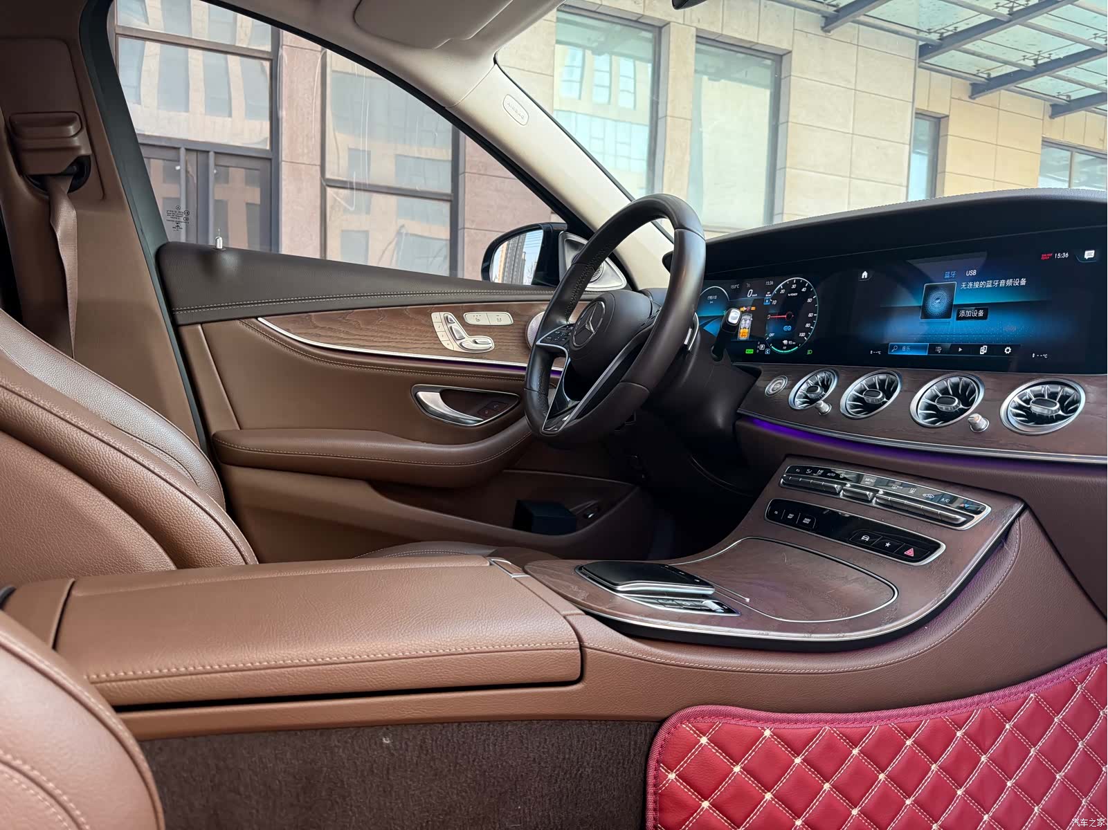 Mercedes-Benz E-Class, 2023 23