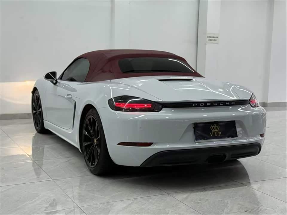Porsche 718