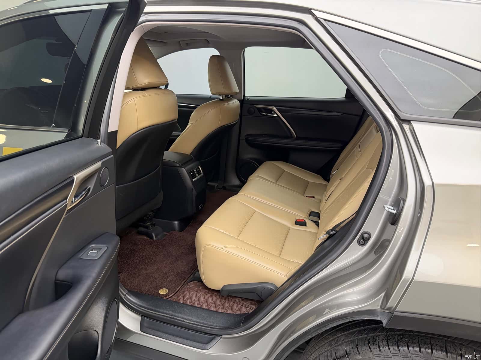 Lexus RX, 2020 11