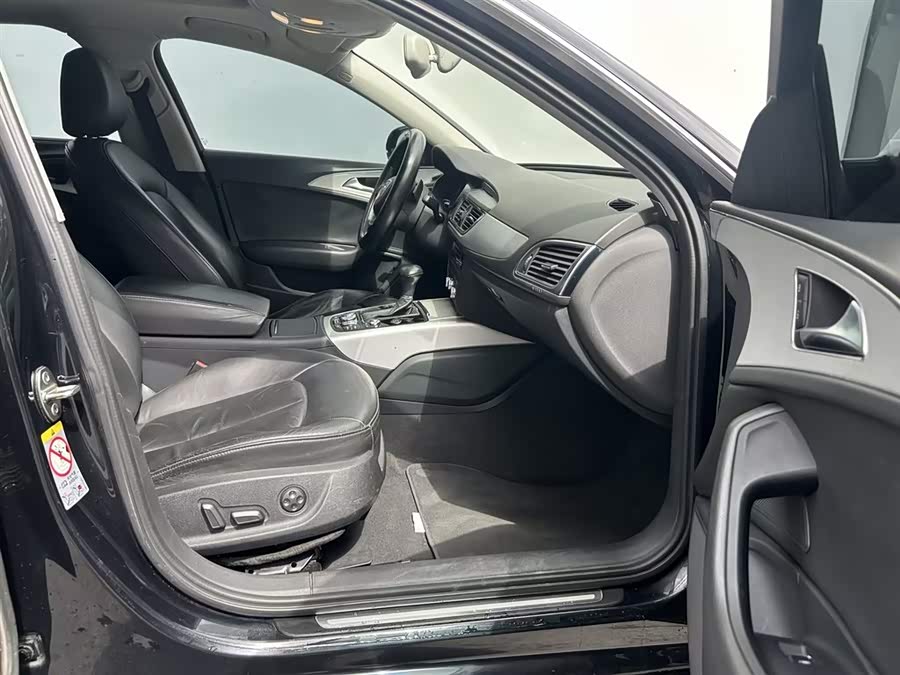 Audi A6L 2013, фото 12