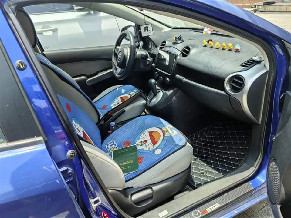 Mazda 2 Mazda 2