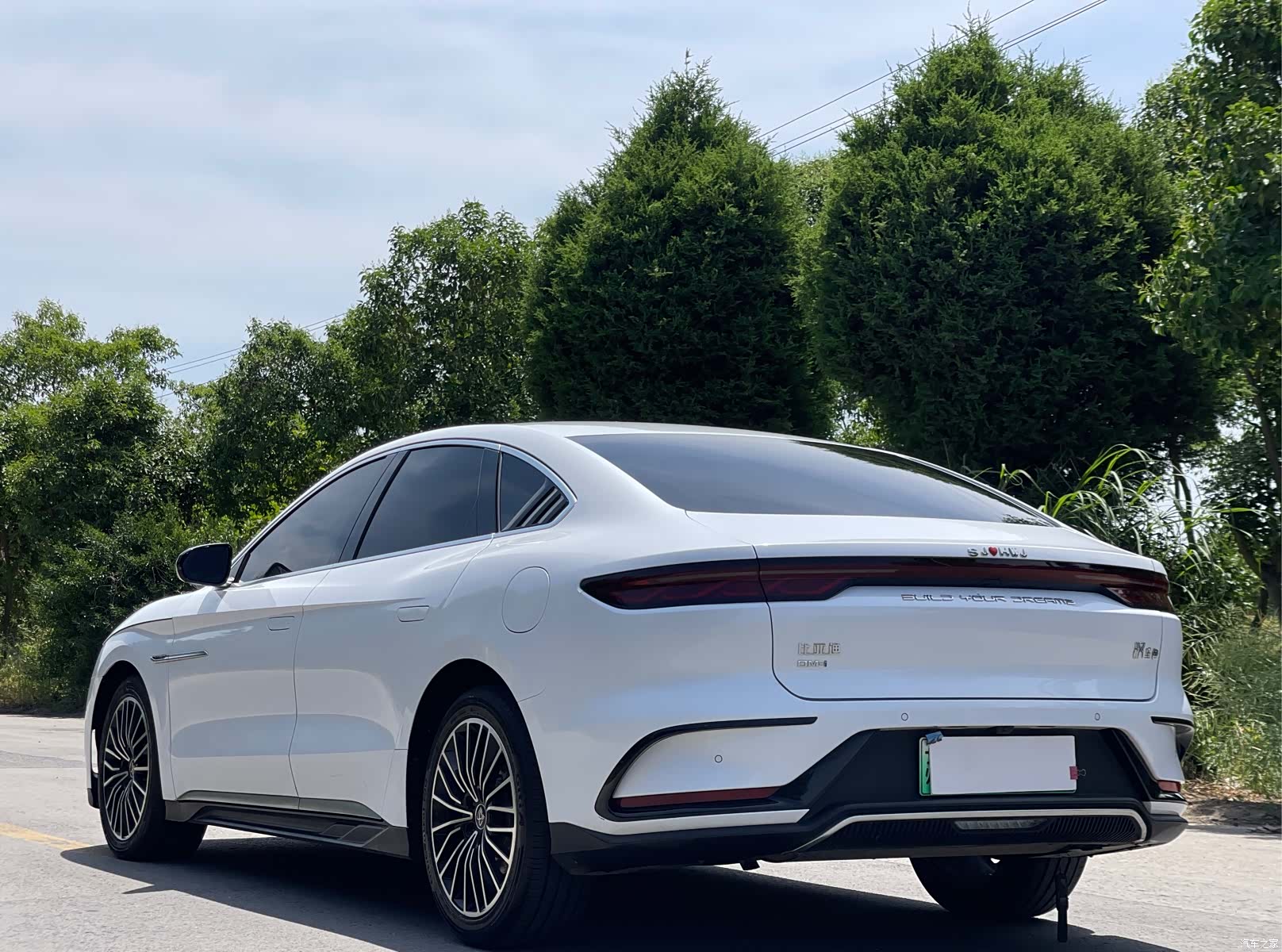 BYD Han, 2023 все фото