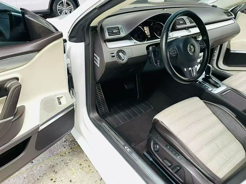 Volkswagen CC