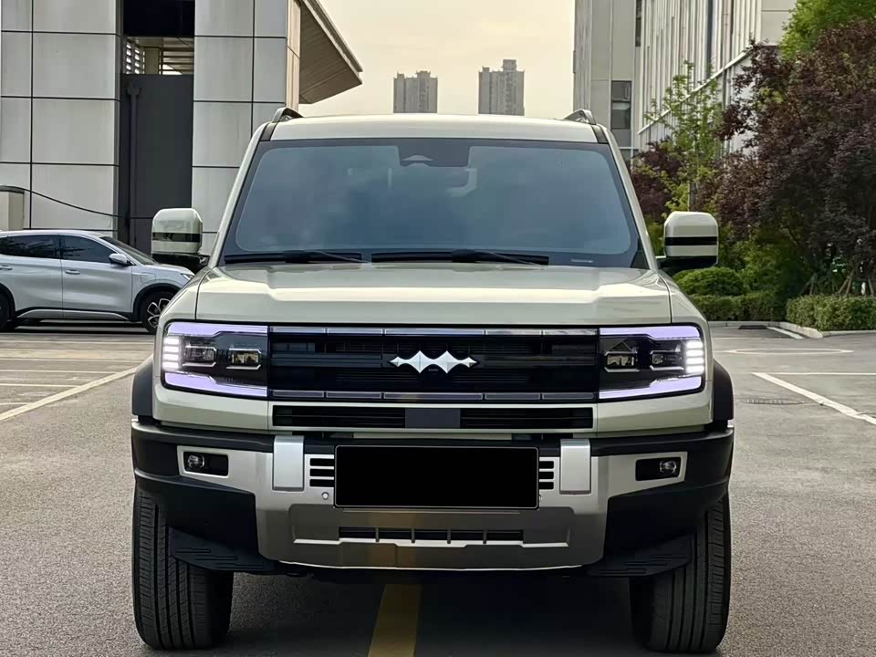 BYD Leopard 5
