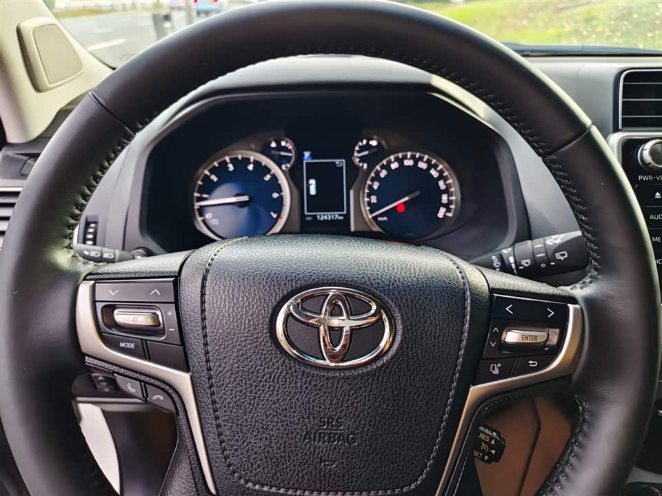 Toyota Prado