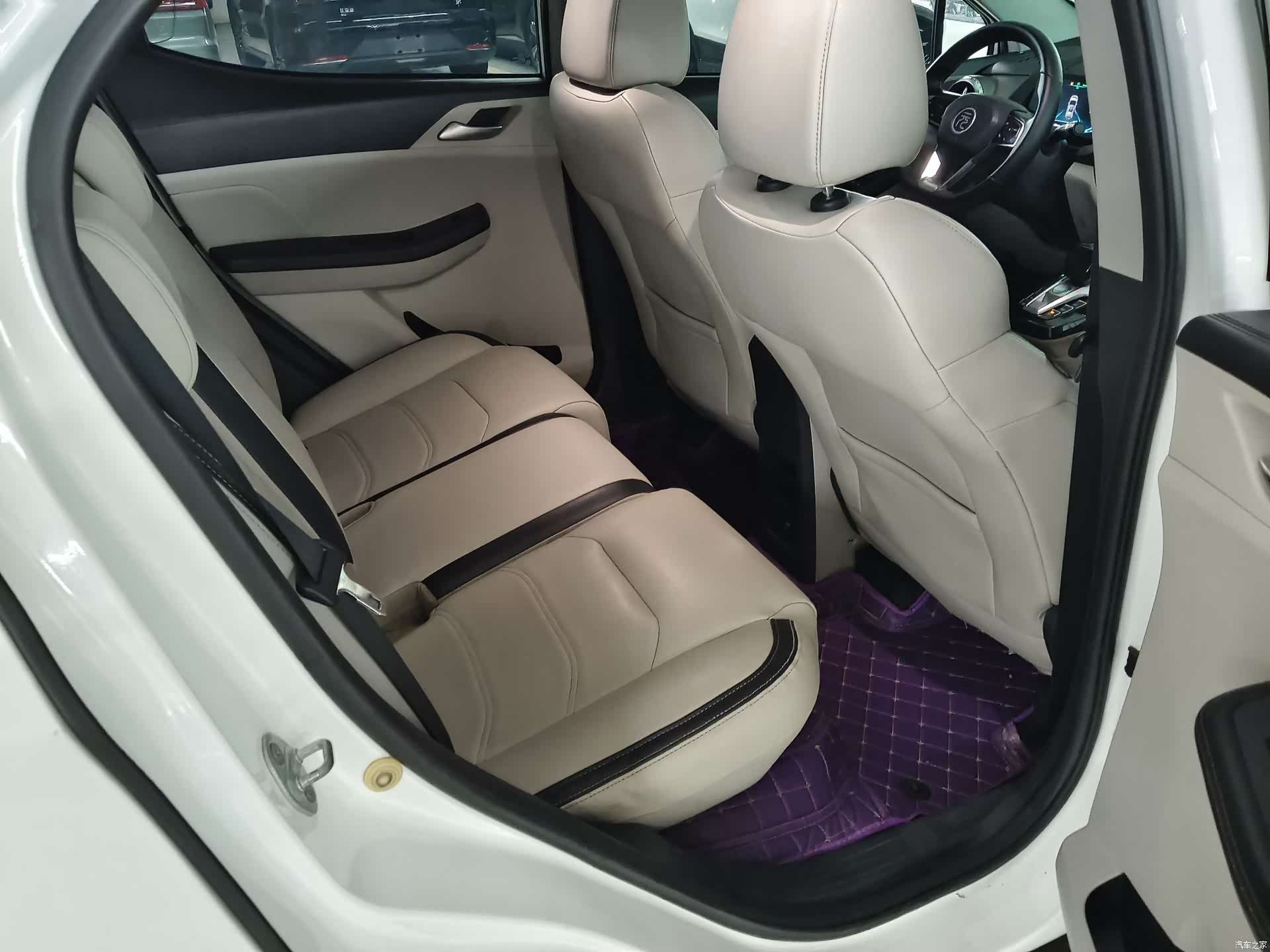 BYD Yuan, 2022 6
