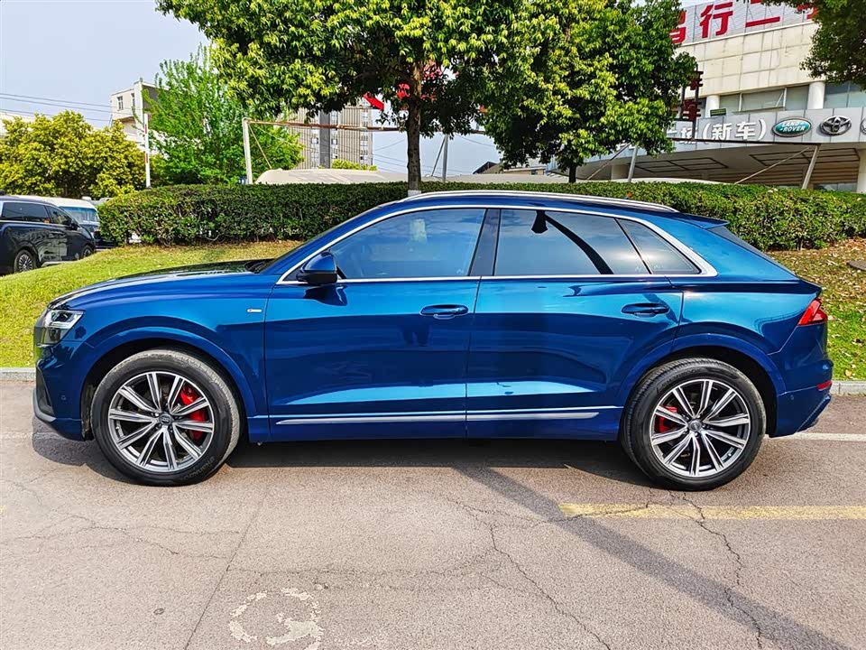 Audi Q8 Audi Q8