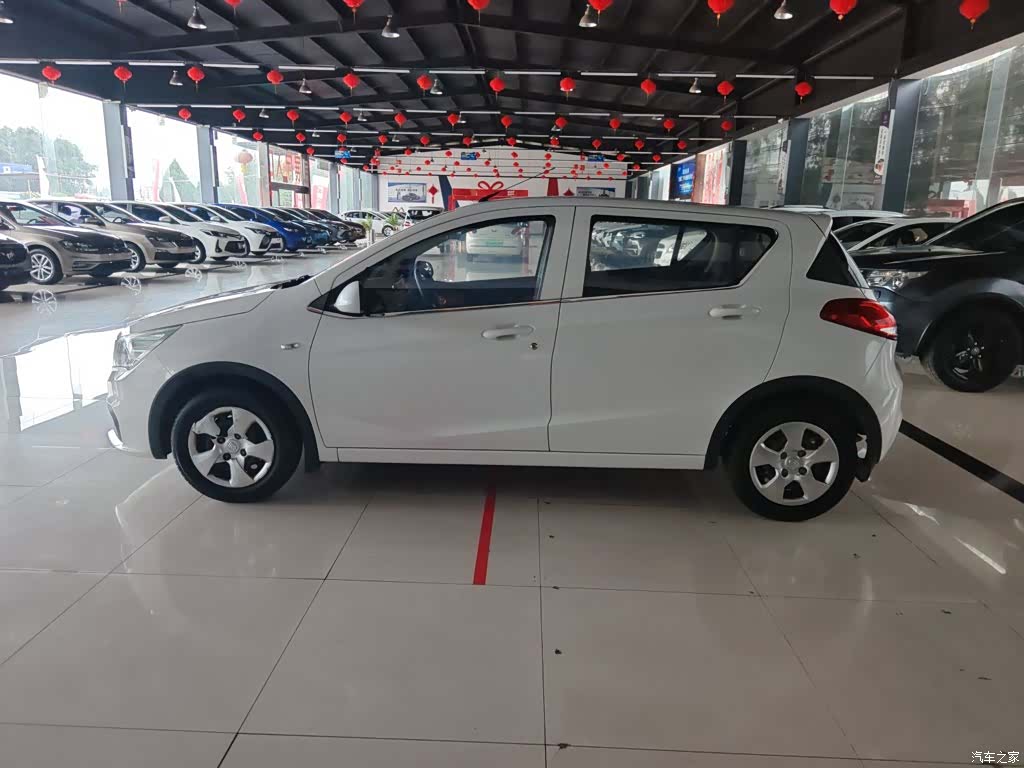 Wuling 310, 2017 13