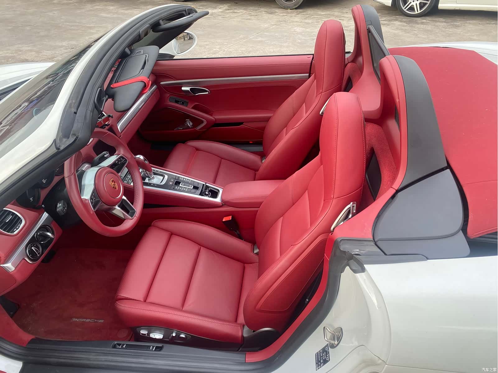 Porsche Boxster, 2024 7