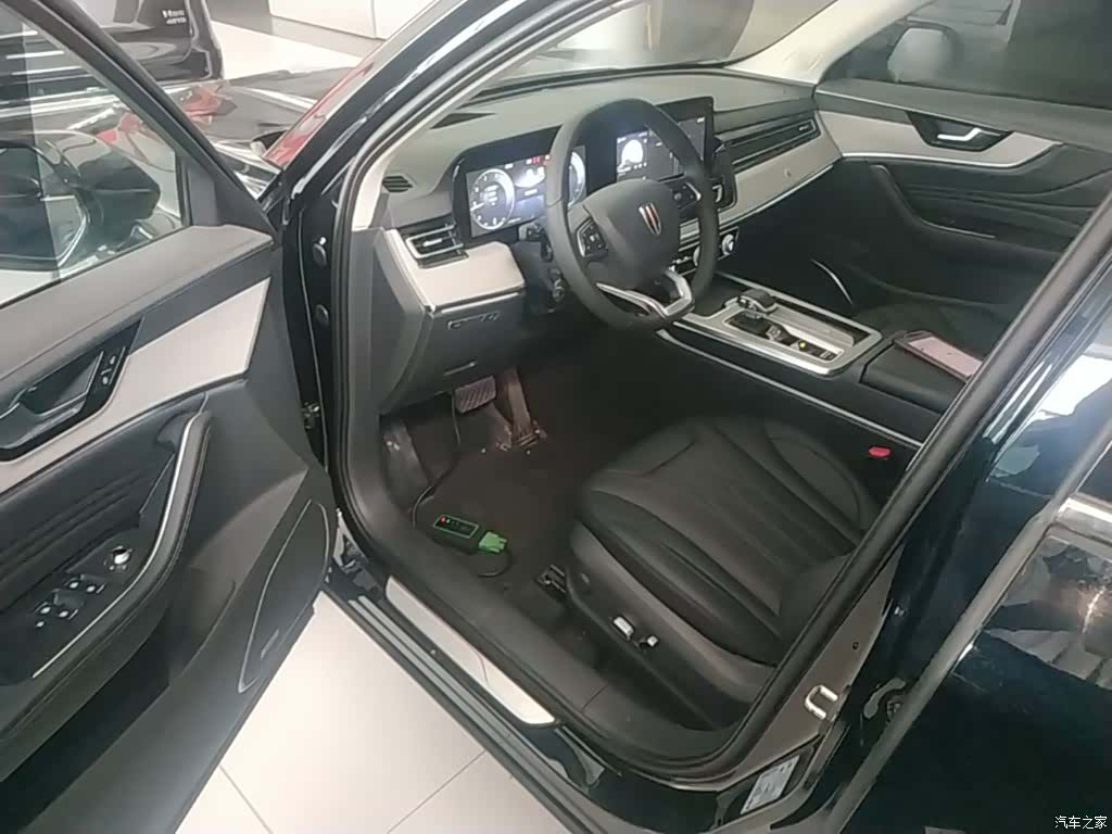 Hongqi HS5, 2024 16