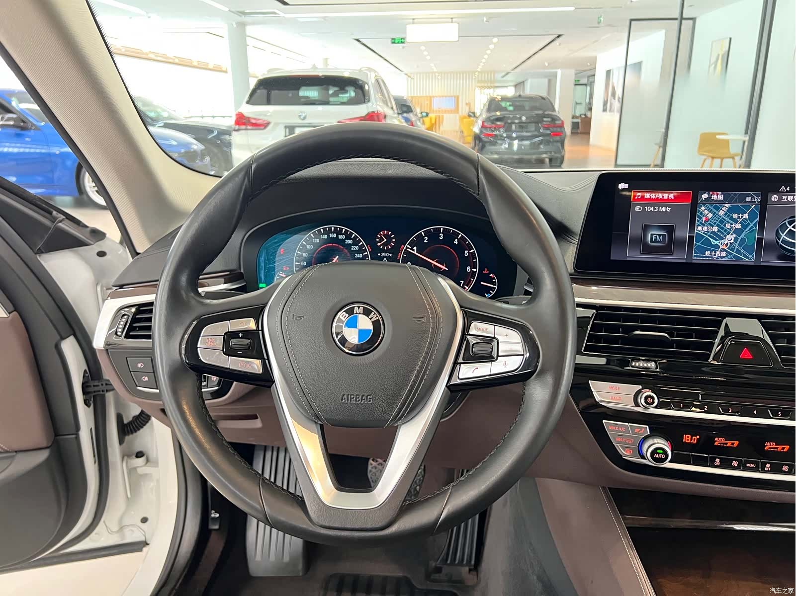 BMW 5 Series, 2018 4