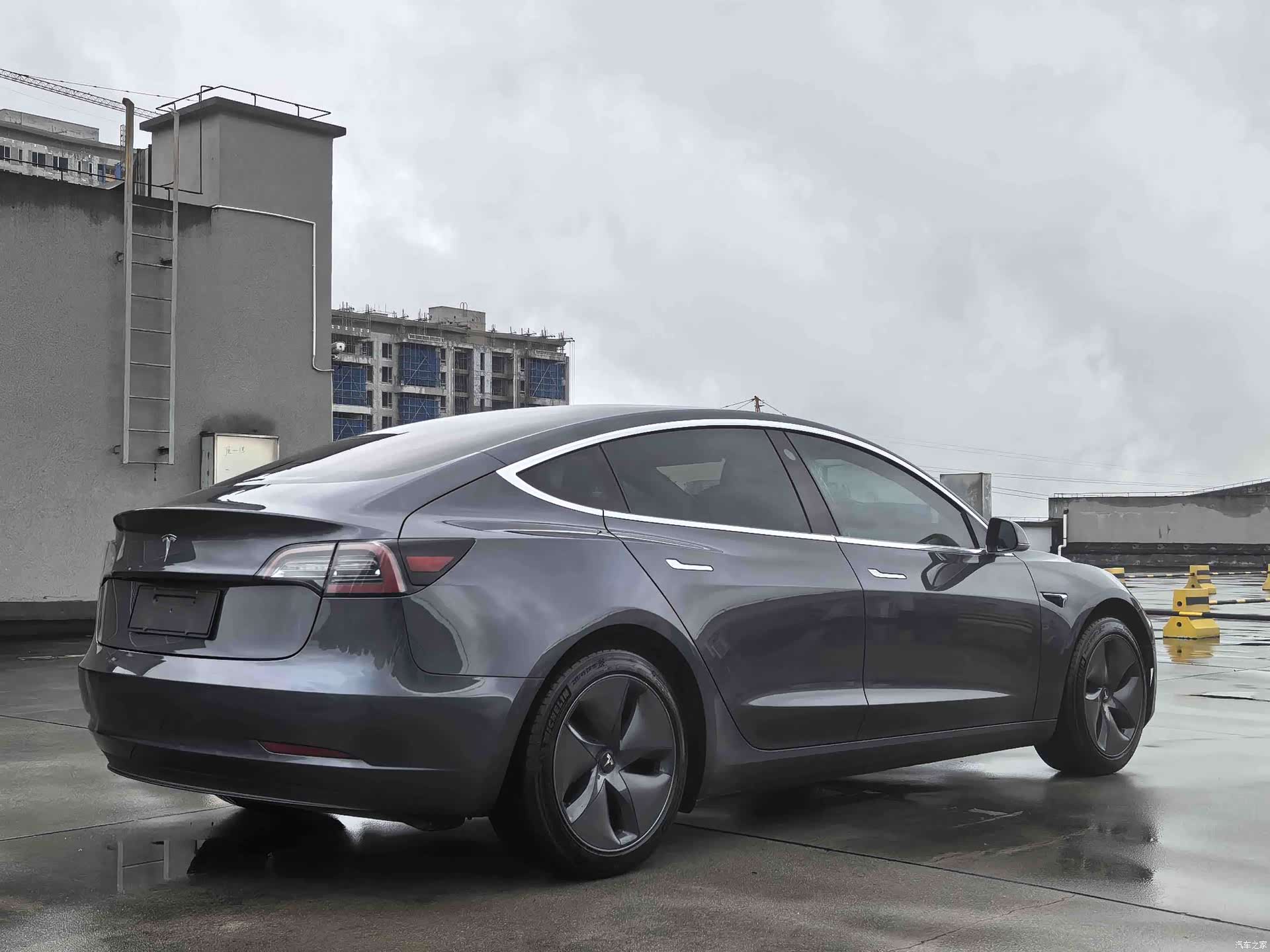 Tesla Model 3, 2020 все фото