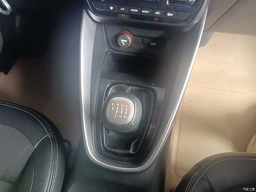Wuling 510, 2017 14