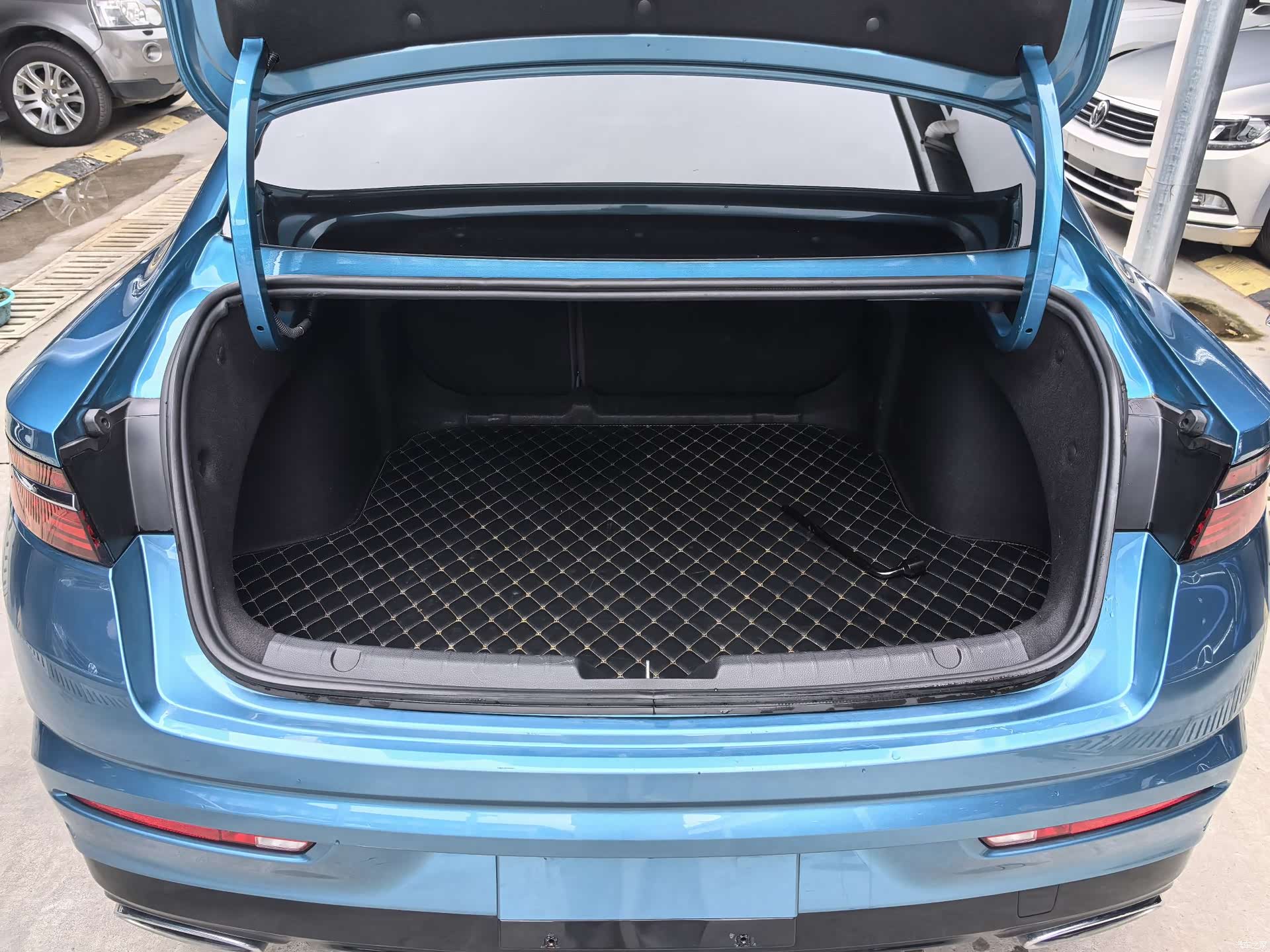 Geely Preface, 2021 15
