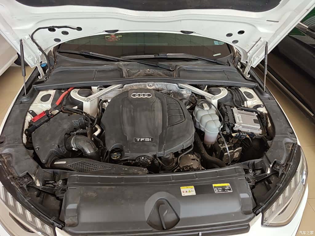 Audi A4L, 2022 20