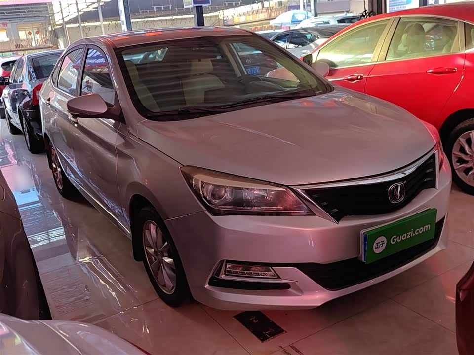 Changan Yuexiang V7