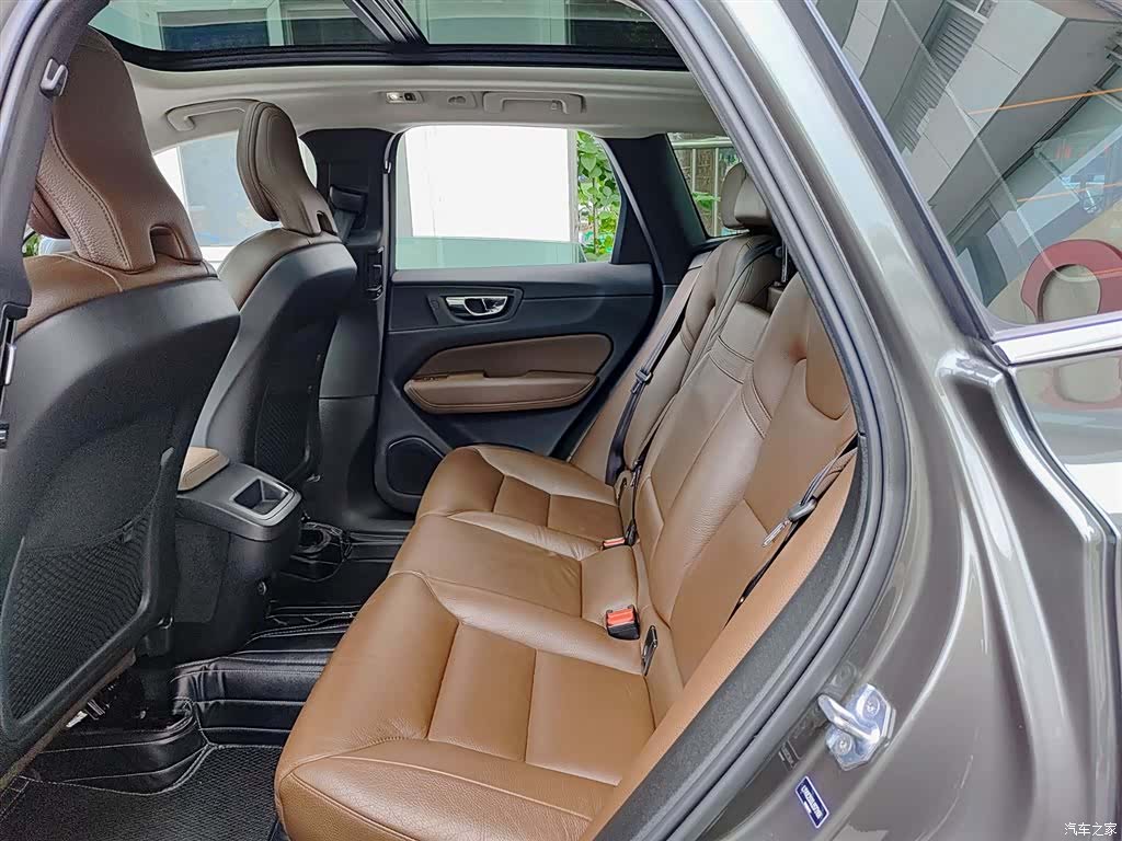 Volvo XC60, 2020 8