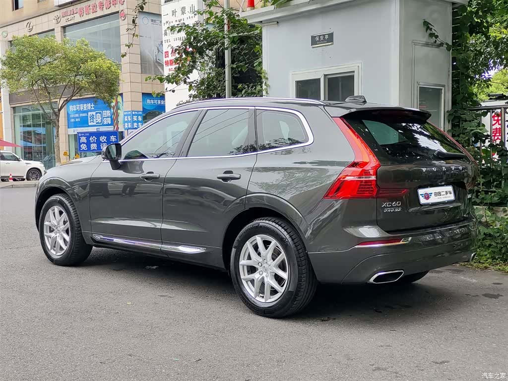 Volvo XC60, 2020 4